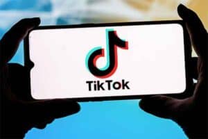 TikTok 抖音国际版下载 v22.8.1 去广告解锁全部国家任意切换